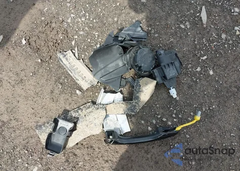 2020 Hyundai Elantra Value Edition z USA, uszkodzony, nr VIN KMHD84LF6LU060911